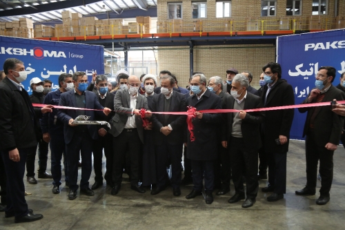 Minister of government at Pakshoma Industrial factory